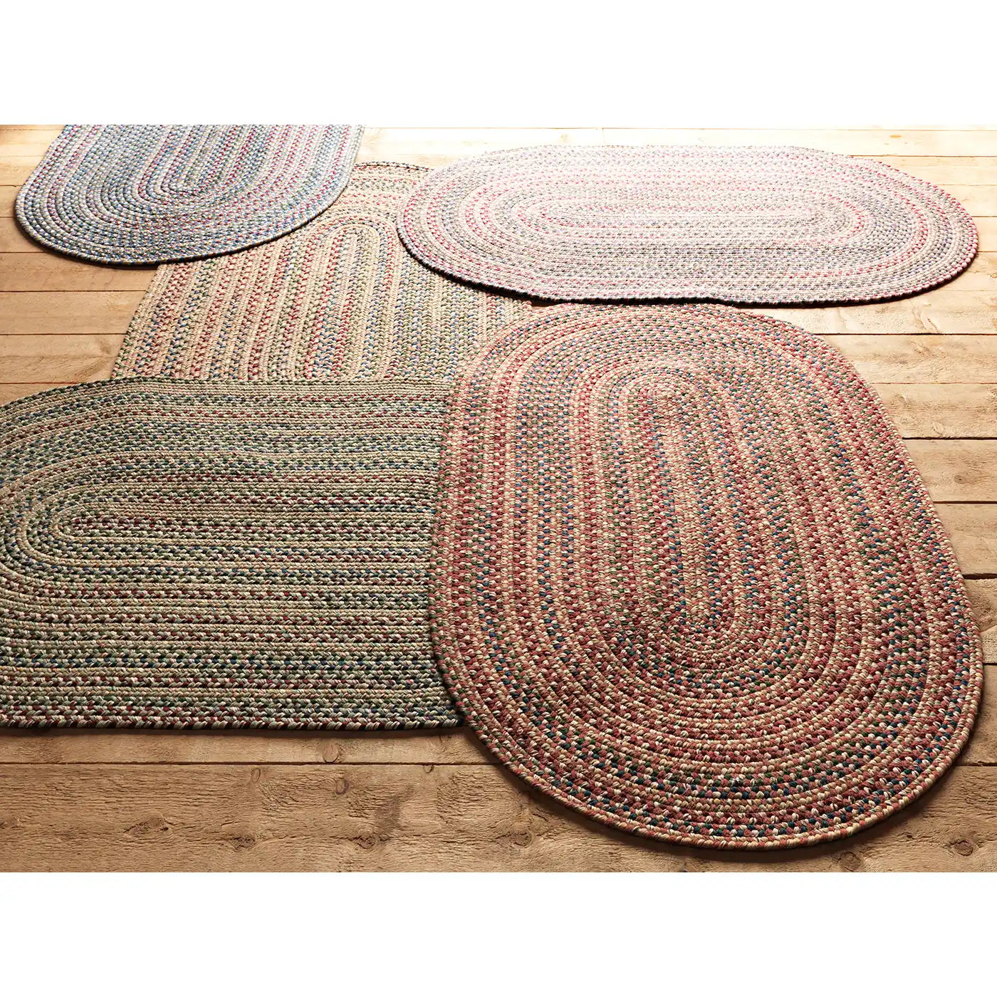 Colonial Mills Twilight Rosewood Handcraft Braided Rug Rug in Braided & Farmhouse/Rustic style.