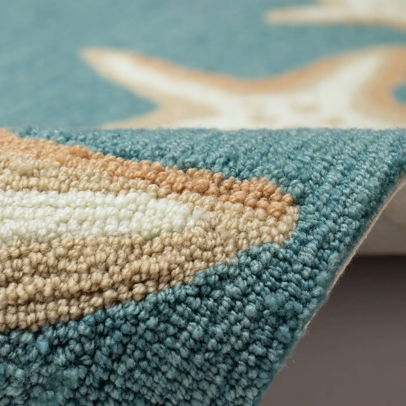 Liona Manne Capri Seashell Border Indoor/Outdoor Rug Aqua Rugs Gate