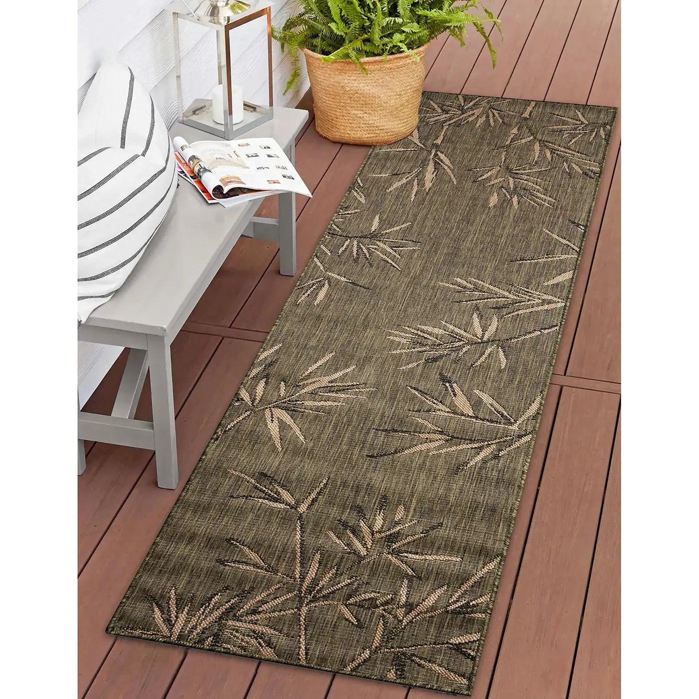Trans Ocean Bamboo Border Rug in Floral & Farmhouse/Rustic style.