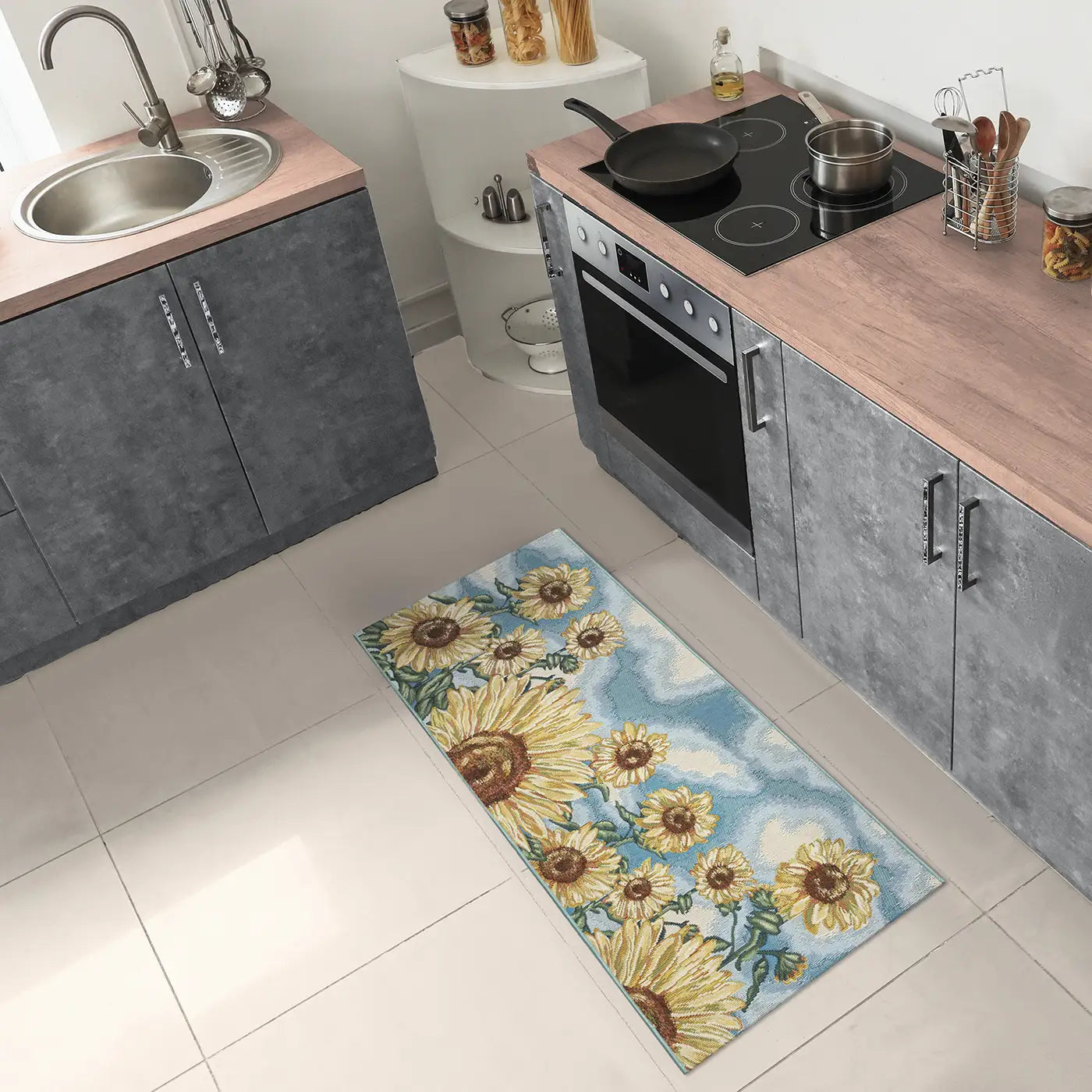 Trans Ocean Sunny Day Rug in Floral & Farmhouse/Rustic style.